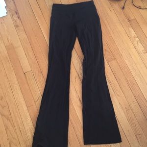 Lulu Lemon size 4 groove pants